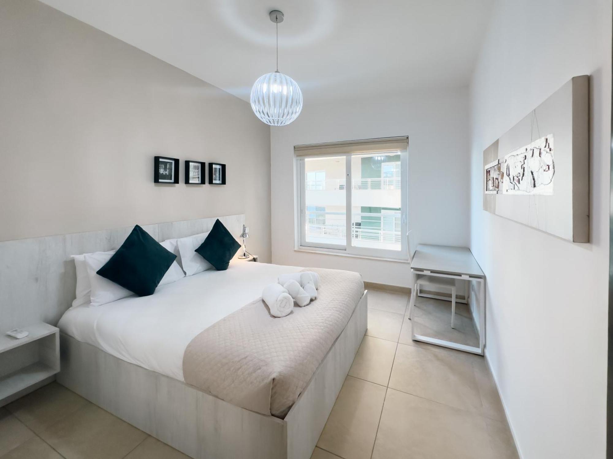 Luxury Seafront 3Br With Pool By Arcobnb Sliema Exteriör bild